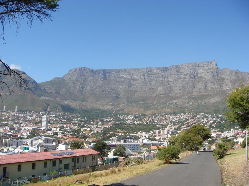 Signal Hill Lodge Cape Town Exterior photo